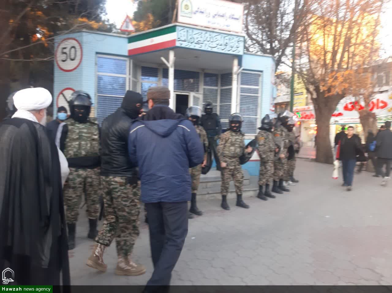 تقدیر امام جمعه ملایر از مدافعان امنیت