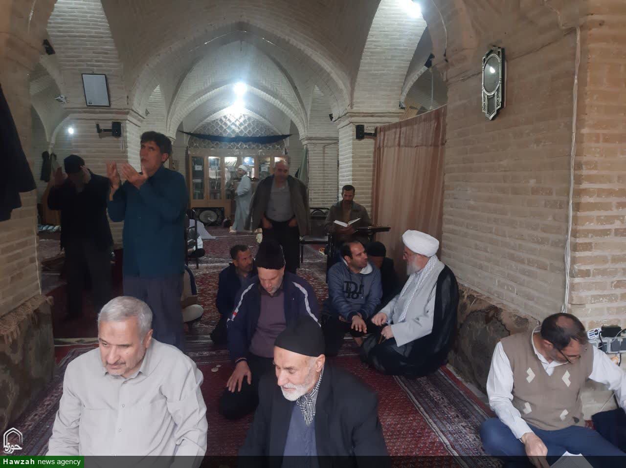 تصاویر / حضور امام جمعه ملایر در جمع معتکفان