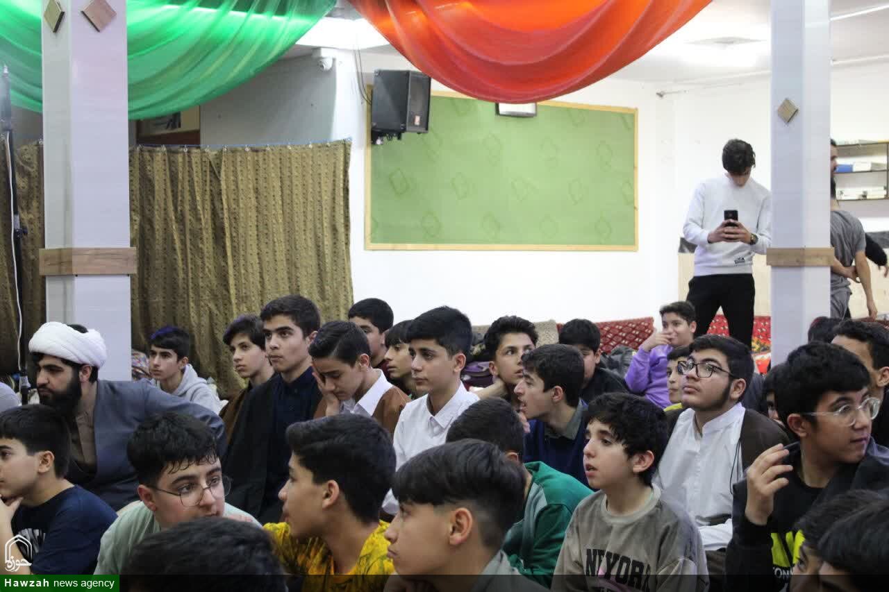 حضور طلاب مدرسه علمیه شیخ علیخان زنگنه در جمع اعتکاف دانش آموزی