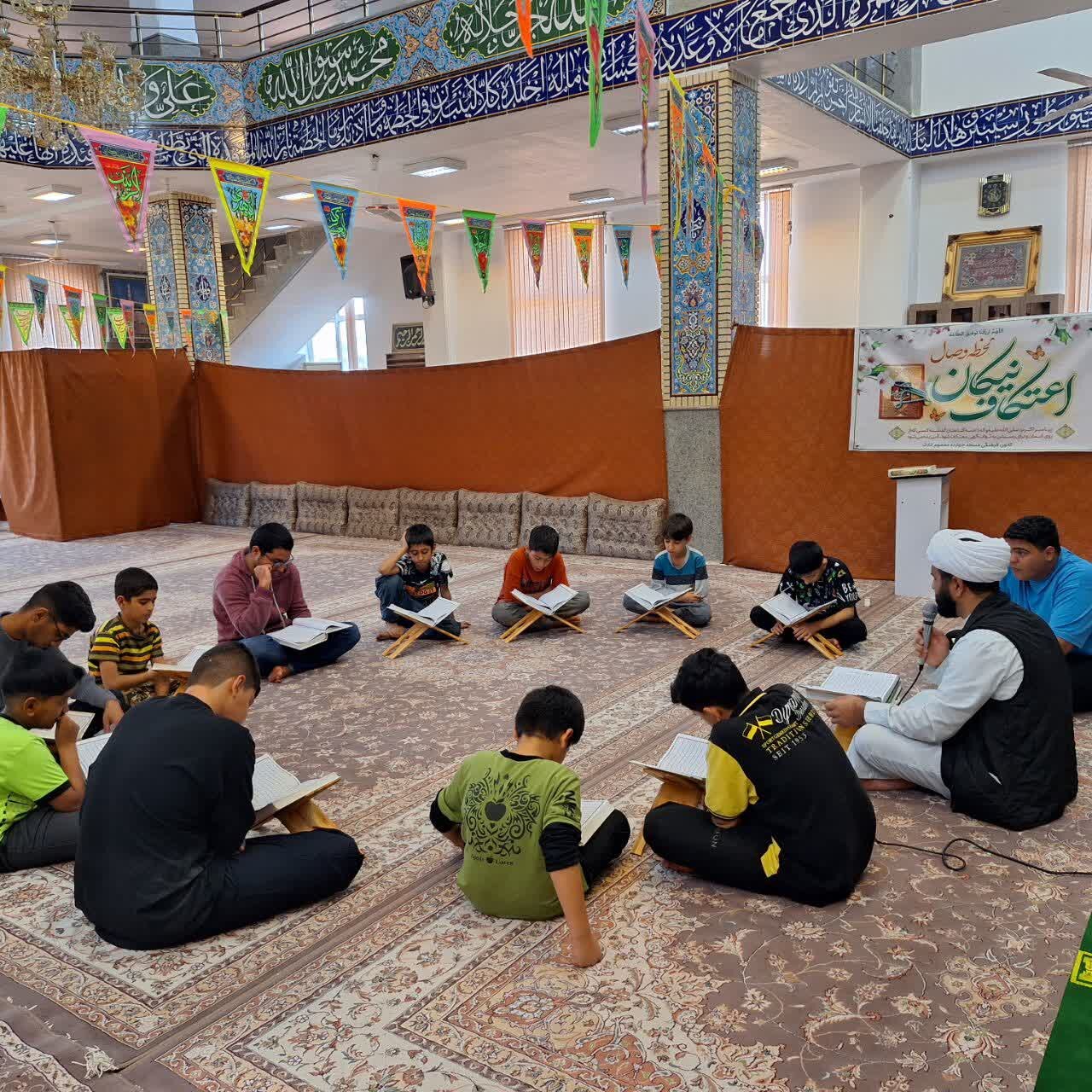 اعتکاف در مساجد شهرستان نایین