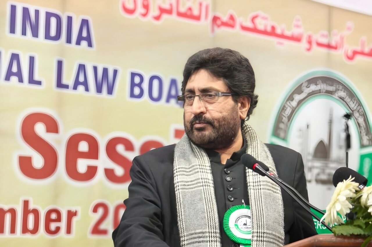 इस्लामिक क्रांति के लीडर का अपमान सहन नहीं किया जा सकता, गोदी और इलेक्ट्रॉनिक मीडिया के प्रोपेगैंडा की कड़ी निंदा की जाती है: मौलाना यासूब अब्बास