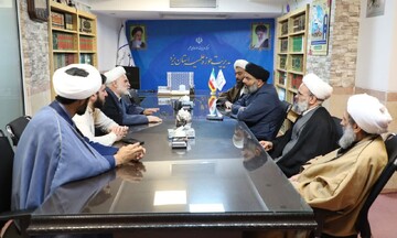 تصاویر/ نشست هم‌اندیشی مدیر اداره قرآن و حدیث حوزه های علمیه و مدیر حوزه علمیه استان یزد