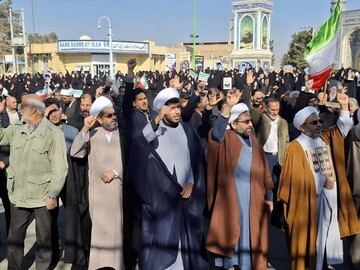 فیلم/ | اجتماع بزرگ «تاپای جان برای ایران» در آران و بیدگل