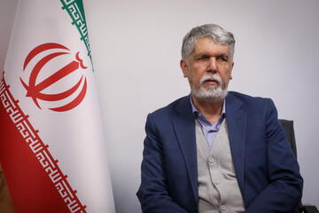 هزاران هنرمند کشور در کنار هموطنان ایستاده‌اند
