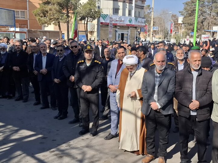 تصاویر/برگزاری اجتماع بزرگ «تاپای جان برای ایران» درآران وبیدگل