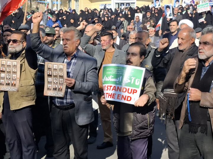 تصاویر/برگزاری اجتماع بزرگ «تاپای جان برای ایران» درآران وبیدگل