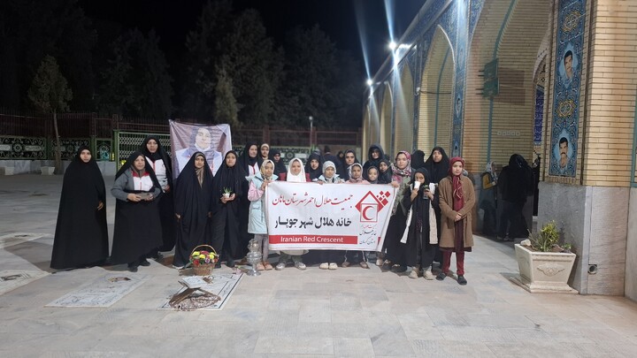 تصاویر/ اعتکاف بانوان و دختران دانش آموز در شهر جوپار