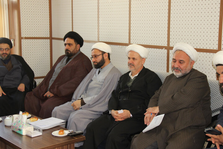 تصاویر / دیدار رئیس جدید سازمان بسیج طلاب وروحانیون استان قزوین با مدیر حوزه علمیه استان قزوین