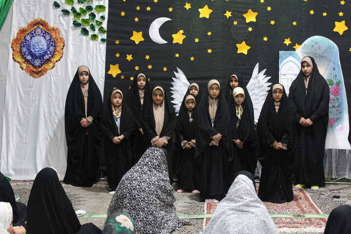 تصاویر/ اعتکاف بانوان و دختران دانش آموز در شهر جوپار