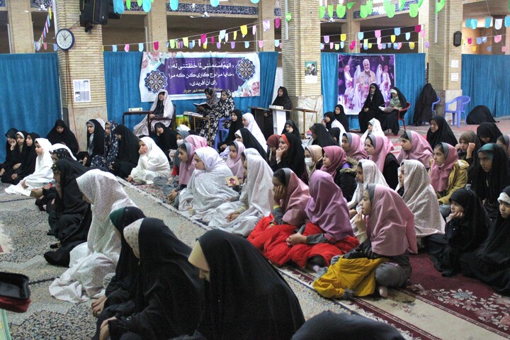 تصاویر/ اعتکاف بانوان و دختران دانش آموز در شهر جوپار