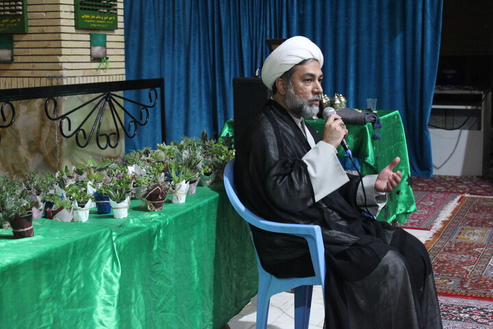 تصاویر/ اعتکاف بانوان و دختران دانش آموز در شهر جوپار