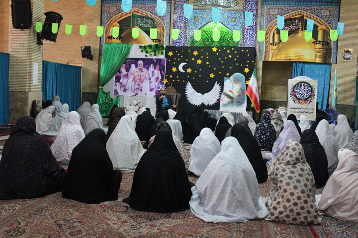 تصاویر/ اعتکاف بانوان و دختران دانش آموز در شهر جوپار