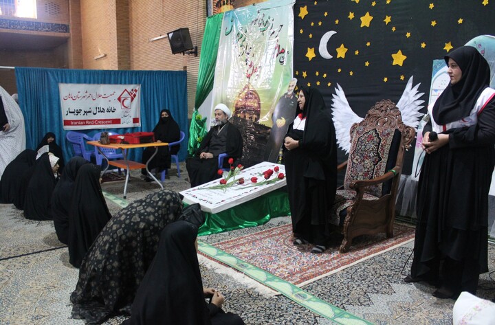 تصاویر/ اعتکاف بانوان و دختران دانش آموز در شهر جوپار