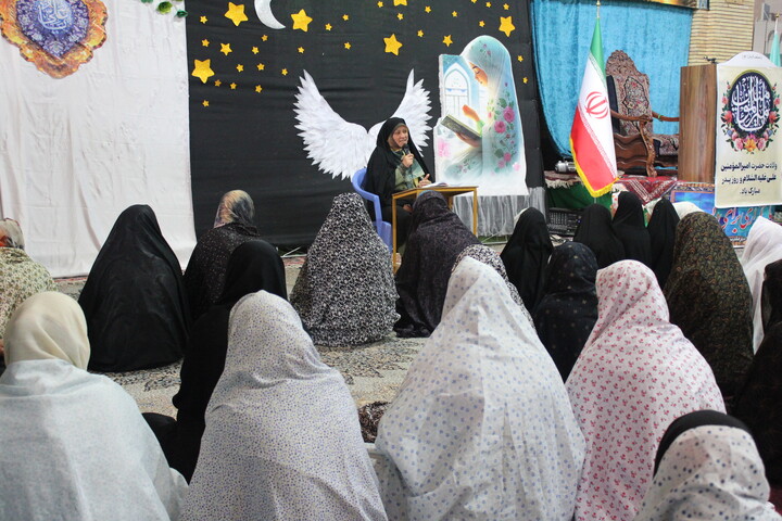 تصاویر/ اعتکاف بانوان و دختران دانش آموز در شهر جوپار