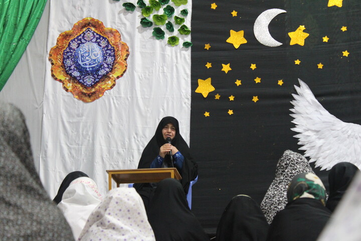 تصاویر/ اعتکاف بانوان و دختران دانش آموز در شهر جوپار