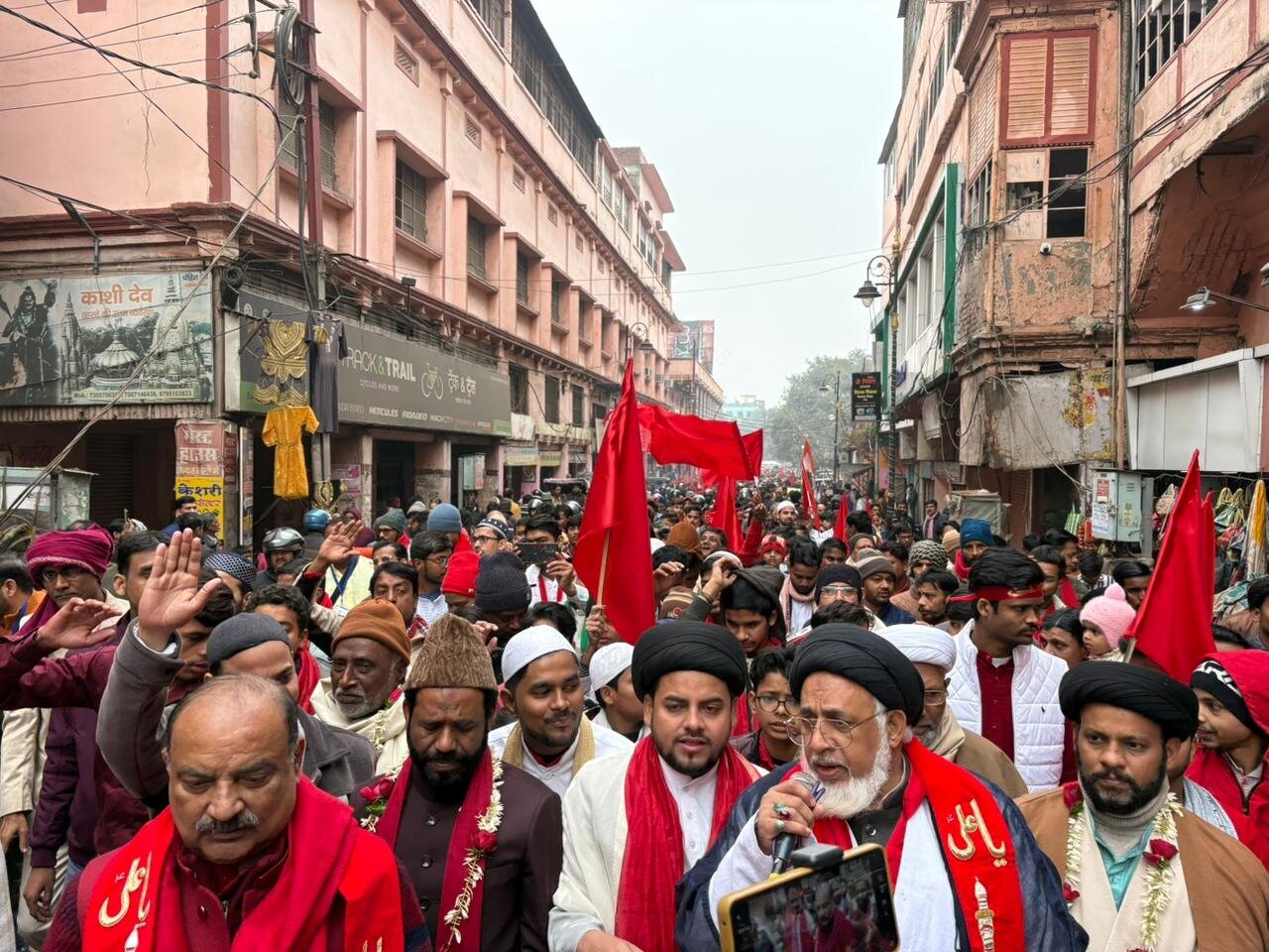 India Gelar Pawai Besar Sambut Hari Lahir Imam Ali (as)