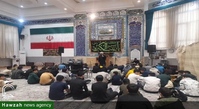 اعتکاف دانش‌آموزی؛ ظرفیتی مؤثر برای پاسخ‌گویی به دغدغه‌های فکری و تربیتی نوجوانان است