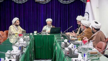 علوم انسانی دارای هویت واحدی نیستند و نمی‌توان درباره همه آن ها حکم واحدی صادر کرد