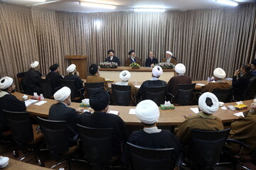 تصاویر/ جلسه مشترک مجمع نمایندگان طلاب با معاونت بین الملل حوزه های علمیه