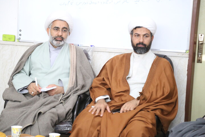 تصاویر/سلسله جلسات هفتگی بررسی فرآیند جذب مدارس علمیه خوزستان برگزار شد