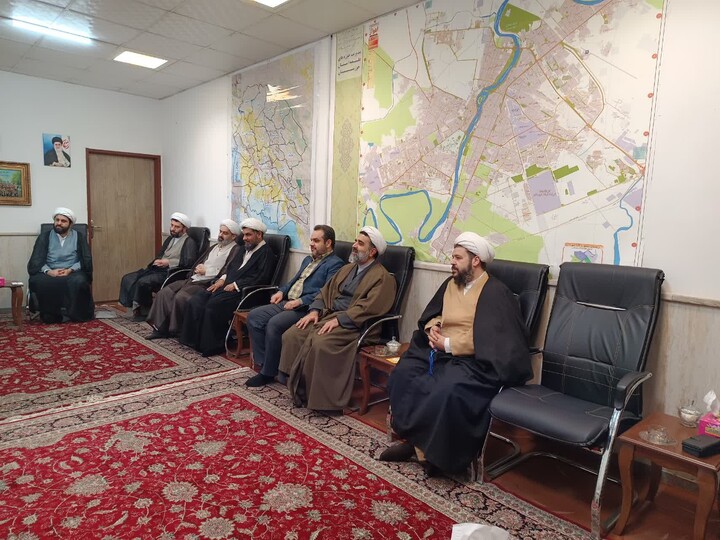 تصاویر/دیدار امام جمعه و نماینده ولی فقیه اهواز با مدیر حوزه علمیه خوزستان