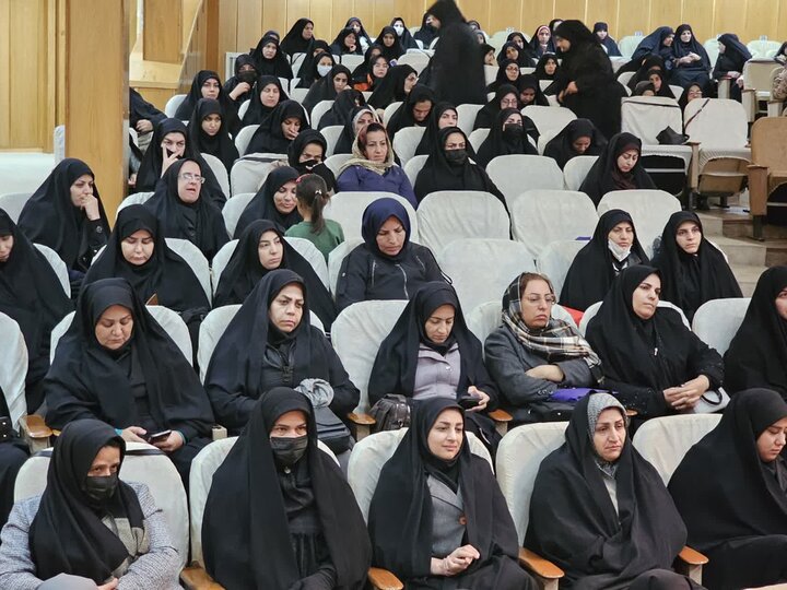 تصاویر/جشنواره «برترین‌های شجره طیبه صالحین استان کردستان»