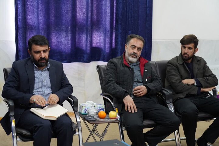 تصاویر/جلسه اعضای ستاد نماز جمعه خرم آباد با حضور نماینده ولی‌فقیه در لرستان
