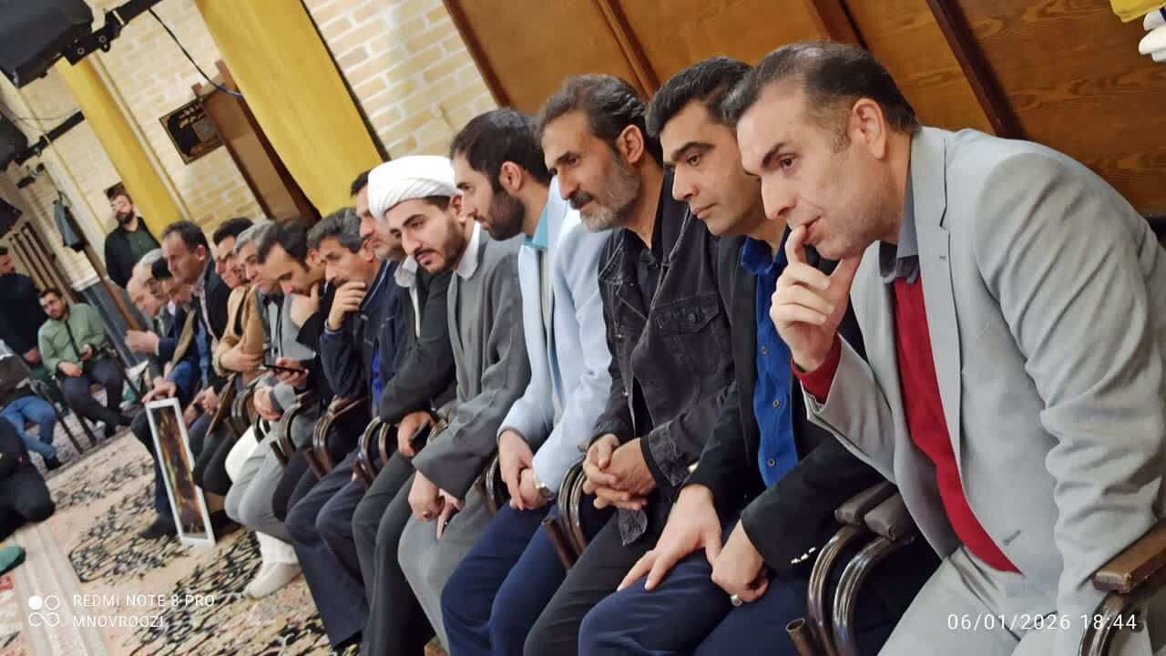 اجلاسیه نماز ویژه ورزشکاران در کاشان برگزار شد +عکس