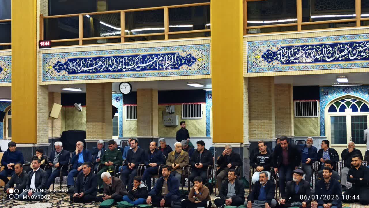 اجلاسیه نماز ویژه ورزشکاران در کاشان برگزار شد +عکس