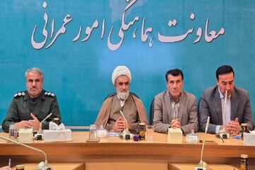 دشمن در جبهه‌های اقتصادی و فرهنگی به‌دنبال ایجاد شکاف در صفوف ملت است