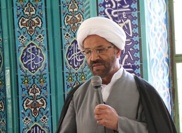 نماز محور دیانت، امنیت اجتماعی و سلامت خانواده در جامعه اسلامی است