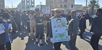 تصاویر/ وداع مردم زاهدان با شهید امنیت