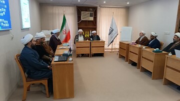 مسئولان مشکلات مردم را رفع کنند