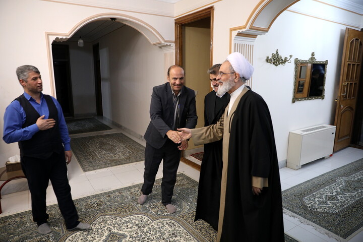 تصاویر/استقبال و دیدار آیت الله اعرافی در استان سمنان با امام جمعه و استاندار