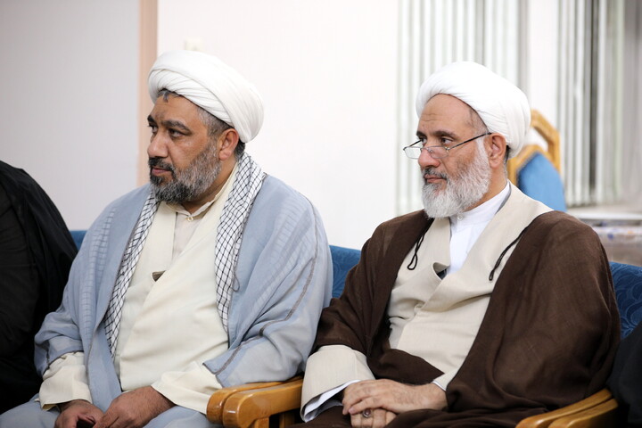 تصاویر/استقبال و دیدار آیت الله اعرافی در استان سمنان با امام جمعه و استاندار