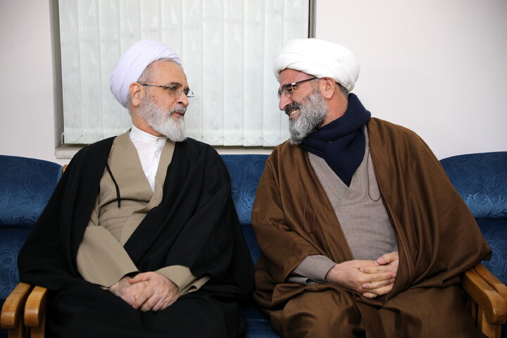 تصاویر/استقبال و دیدار آیت الله اعرافی در استان سمنان با امام جمعه و استاندار