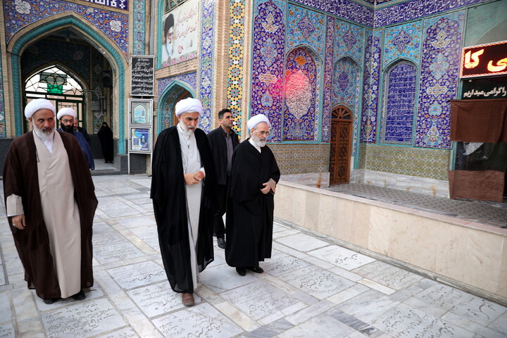 تصاویر/ادای احترام به مقام شامخ شهدا و آستان مقدس یحیی بن موسی الکاظم (ع) سمنان