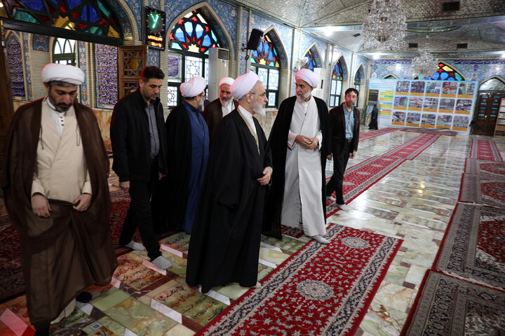 تصاویر/ادای احترام به مقام شامخ شهدا و آستان مقدس یحیی بن موسی الکاظم (ع) سمنان