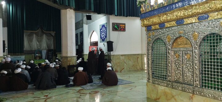 تصاویر/ اجتماع بزرگ مبلغان به مناسبت قیام ۱۹ دی در آستان مقدس امامزادگان عینعلی و زینعلی(ع)