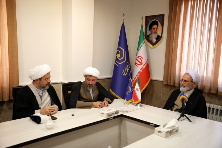 تصاویر/دیدار با کارکنان مدیریت حوزه علمیه خواهران استان سمنان