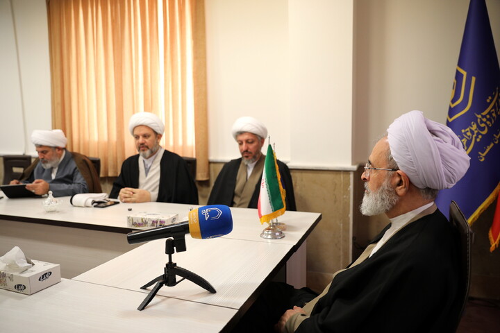 تصاویر/دیدار با کارکنان مدیریت حوزه علمیه خواهران استان سمنان