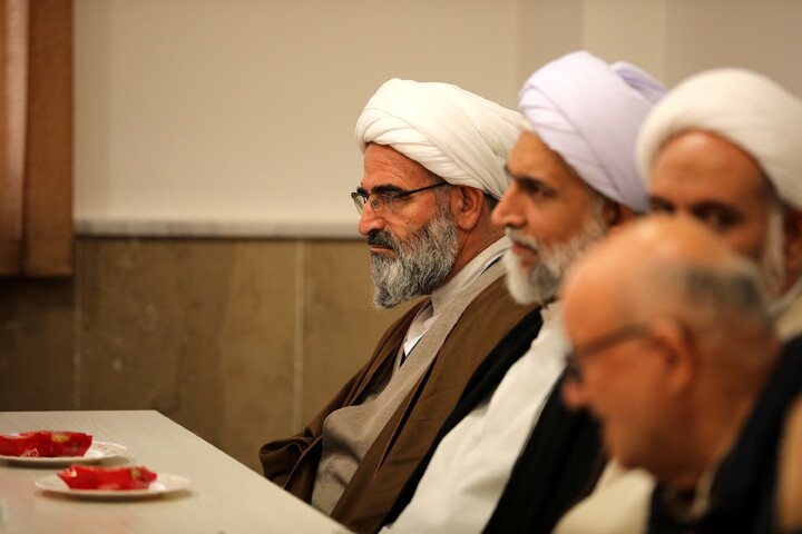 تصاویر/دیدار با کارکنان مدیریت حوزه علمیه خواهران استان سمنان