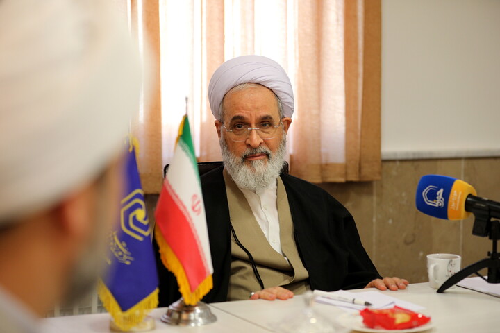 تصاویر/دیدار با کارکنان مدیریت حوزه علمیه خواهران استان سمنان