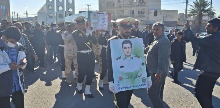 وداع مردم زاهدان با شهید امنیت