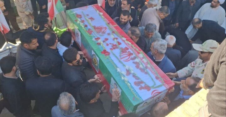 وداع مردم زاهدان با شهید امنیت