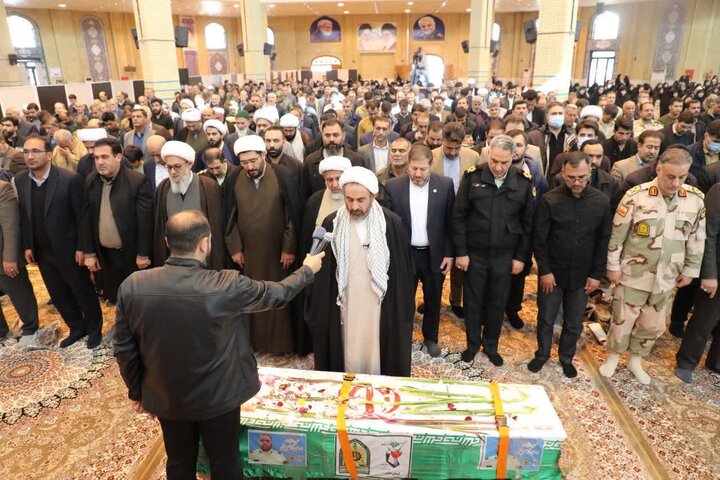 تشیع باشکوه پیکر شهید آقاجانی در ایلام