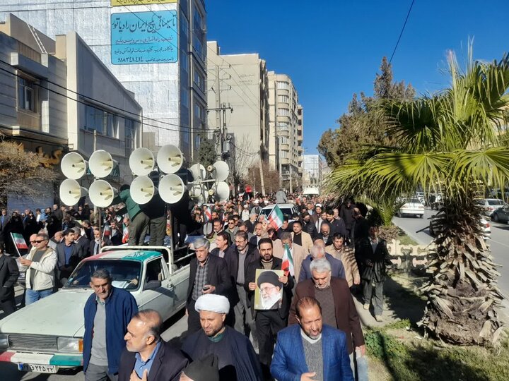 تشیع باشکوه پیکر شهید آقاجانی در ایلام