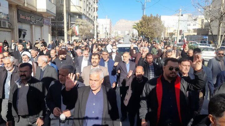 تشیع باشکوه پیکر شهید آقاجانی در ایلام