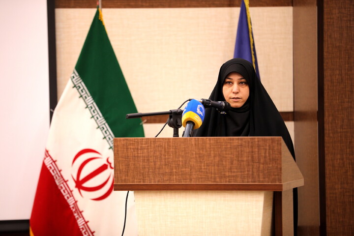 تصاویر/دیدار با اساتید و کادر مدارس علمیه و مبلغین و مبلغات و عمامه گذاری