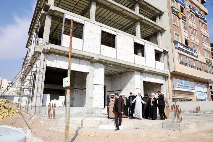 تصاویر/بازدید از ساختمان در حال ساخت مرکز مدیریت استان سمنان